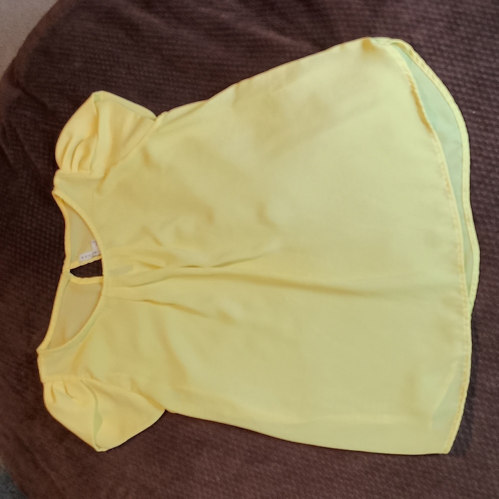 Business+Business Casual Bright Yellow Short Sleeve Top